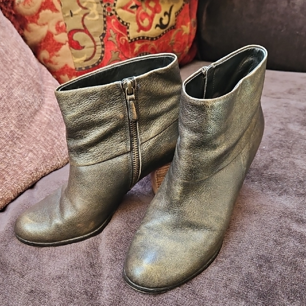 Cole Haan Gold Bronze Metallic Ankle Boots 8